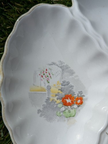 SHELLEY WHITE SERVING DISH THREE SECTIONS WITH HANDLE Fine Bone China - Picture 4 of 5