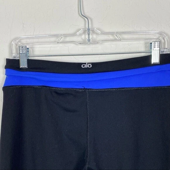 alo-yoga coolfit capri length leggings