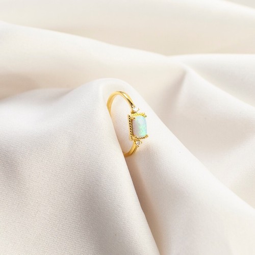 Dainty Baguette Fire Opal 925 Sterling Silver Minimalist Cocktail Ring For Women - Bild 6 von 9