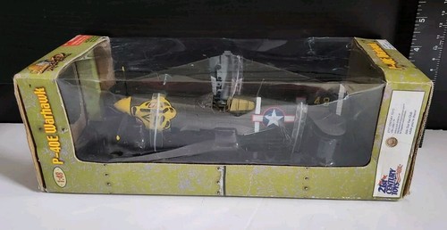 Ultimate Soldier P-40E Warhawk Flugzeug Maßstab 1:48 21st Century Toys Neu LESEN - Bild 2 von 7