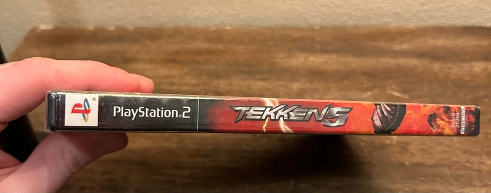 Tekken 5 (Sony PlayStation 2, 2005) Nuevo Precintado Copia Pliegue en Y Foto 3 de 4
