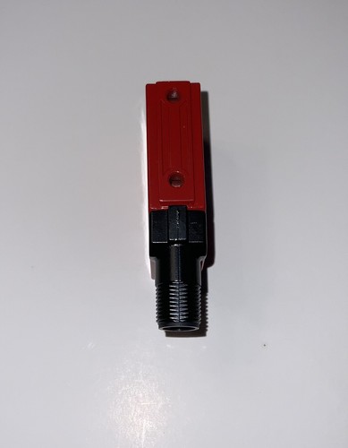 *NEW* LEUZE SINGLE BEAM SAFETY RECEIVER SLSER 8/66-S12.2 PART# 50137301 - Picture 4 of 9