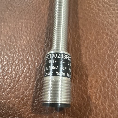 IFM Efector IE5257 Inductive Proximity Sensor Switch IEK3002BBPKG/US-100-DPS - Picture 11 of 13
