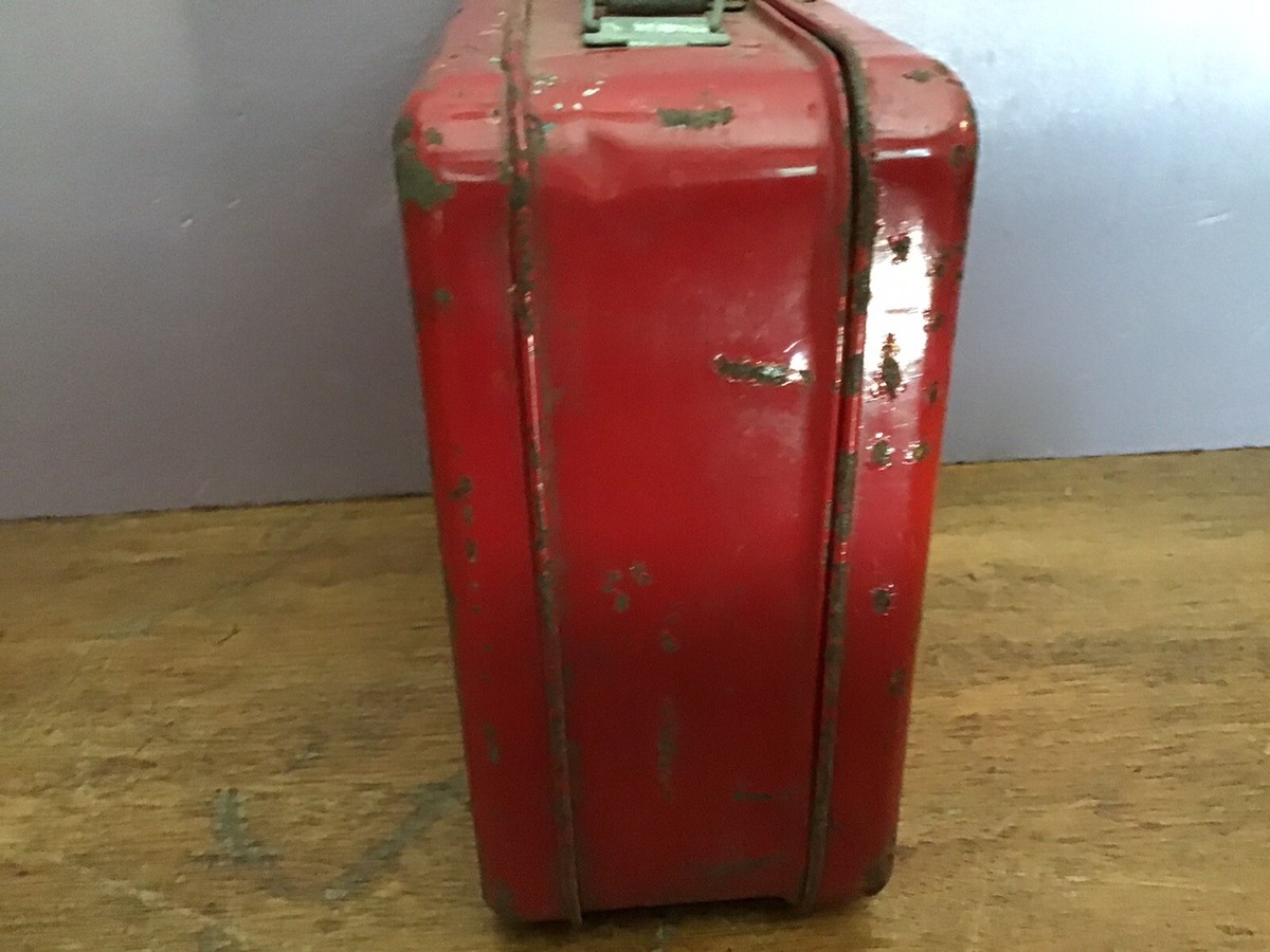 Vintage Hopalong Cassidy lunch box by Aladdin Industries 1950 With