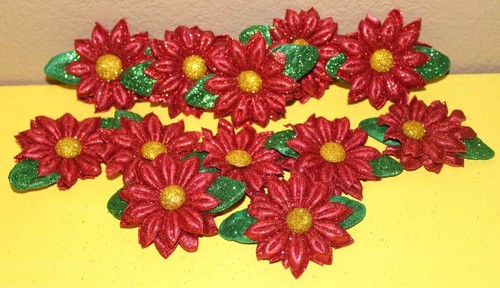 POINSETTIA HOLIDAY CHRISTMAS PARTY SUPPLY DECORATION FOAM FIGURE 12 PACK GLITTER - Picture 1 of 2