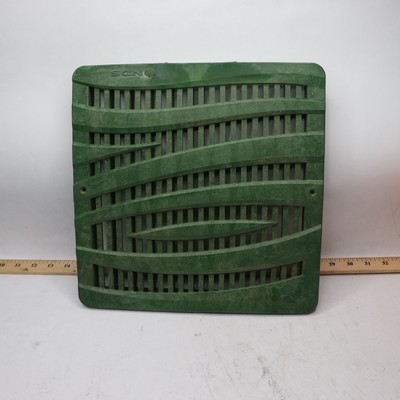 NDS 12 in. Plastic Wave Design Square Grate in Green