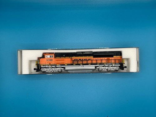 N Scale Kato 176-8419 BNSF SD70ACe #9399 DCC Ready Just Add Plug N Plug Decoder - Picture 1 of 3