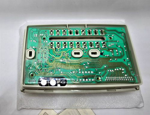Honeywell T8624D2004 Chronotherm IV + Deluxe Programmable Multistage Thermostat - Picture 7 of 8