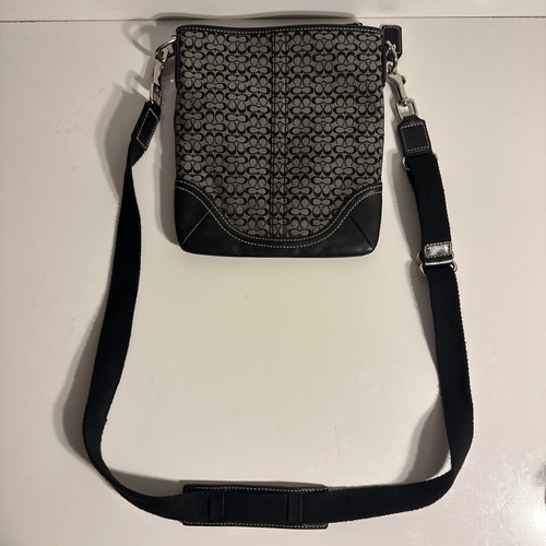 COACH  Crossbody  Small Bag - Picture 4 of 11