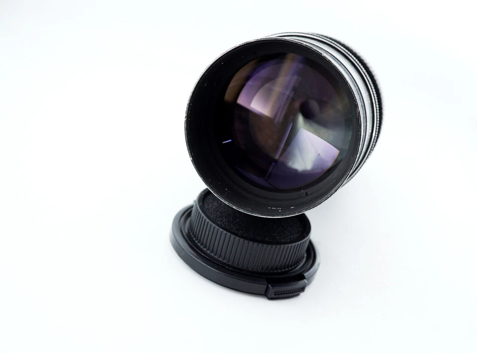 Vintage black MC PENTACON 4/200mm M42 mount nice telephoto portrait lens - Image 3 of 4