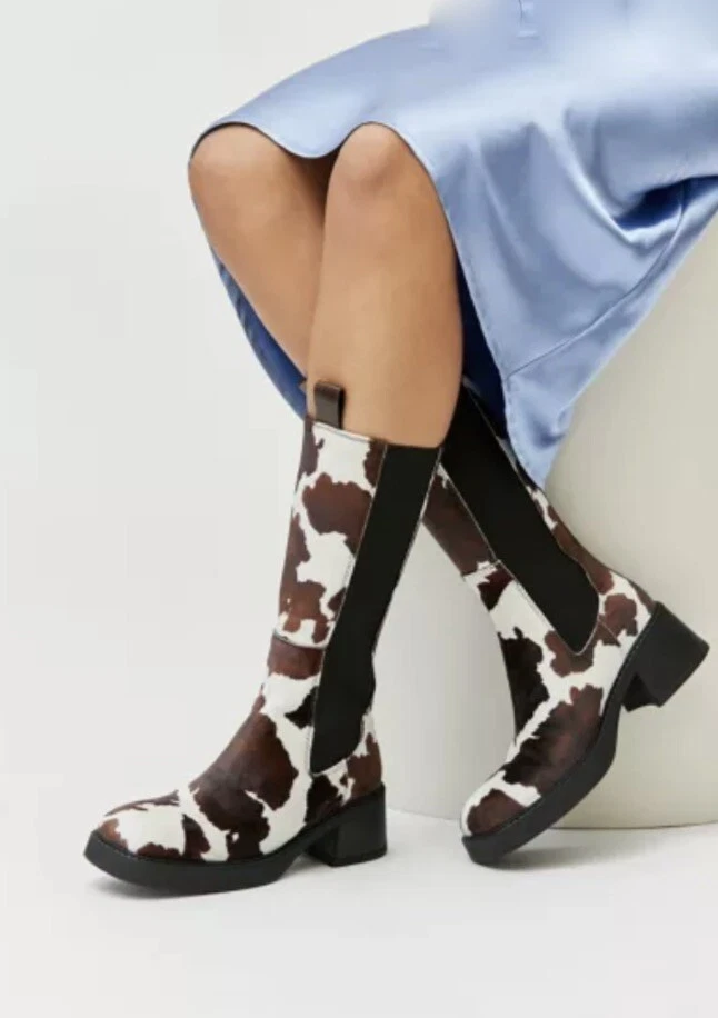 Urban Outfitters E8 Miista Evelyne Botas de Terciopelo Estampado de Vaca Altas Chelsea 36/6 NUEVAS Foto 2 de 4