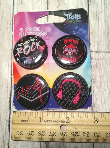 TROLLS WORLD TOUR Pack Of (4) Buttons on Sleeve QUEEN BARB, DreamWorks! - Picture 3 of 8