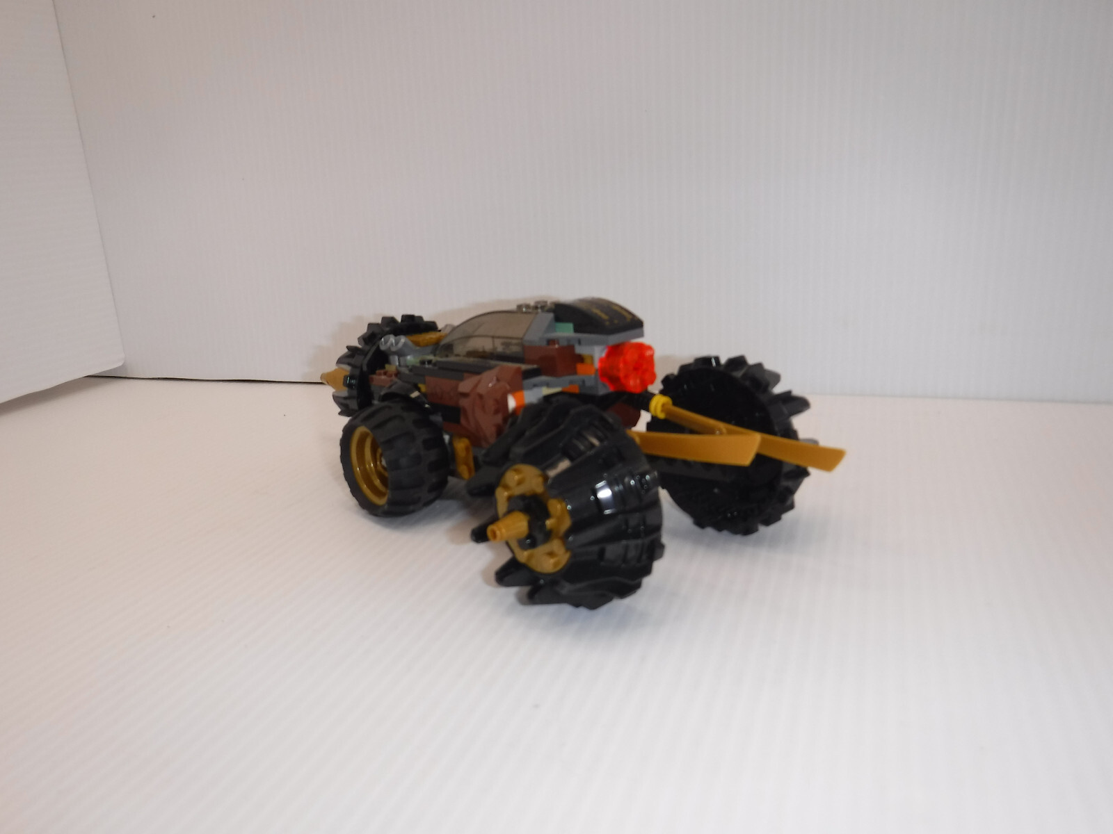 Picture 2 of 4