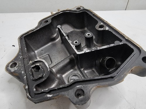 Honda TRX200 Four-Trax 1986 ATV Cylinder Head Cover OEM Part - Picture 12 of 19