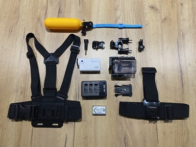 Sony FDR-X3000 Live View Travel Kit Action Cam Camcorder Camera 4K Nice