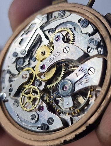 Nivor Chronograph Movimento Quadrante Vintage 17 Rubis - Foto 18 di 24