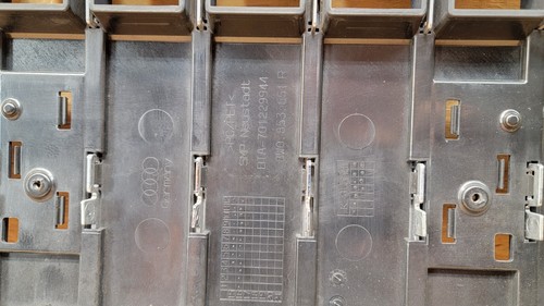 2017 2018 2019 2020 AUDI A4 ALLROAD FRONT GRILLE W/EMBLEM 8W0-853-651 R OEM - Picture 20 of 20