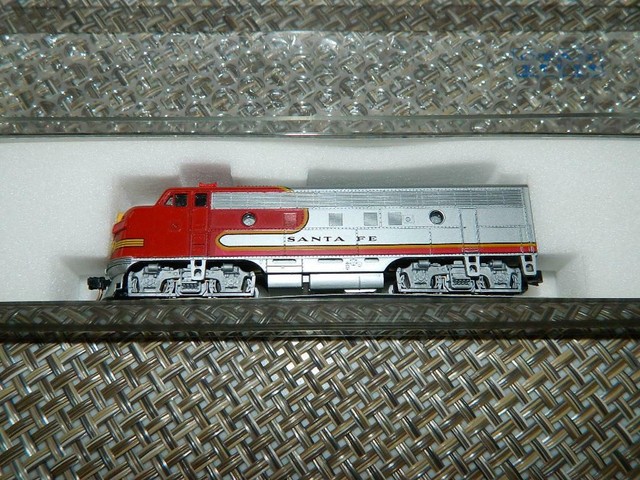 KATO N Scale 176-211 ATSF F7a Dual Headlight Locomotive for sale online