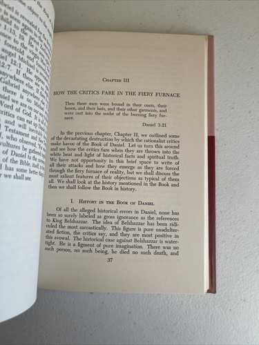 Expository Sermons on the Book of Daniel Vol 1 Chapters 1-10 W. A. Criswell 1969 - Picture 6 of 6