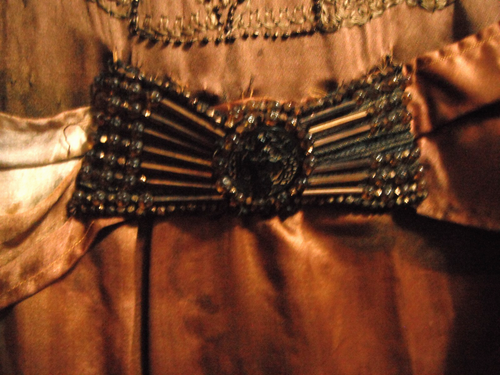 VTG 1920'S 30'S BROWN SILK BEADED EMBROIDERED DROPWAIST FLAPPER DRESS AS IS - Picture 10 of 24