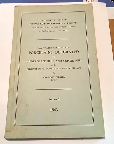 Illustrated Catalogue of Porcelains Decorated in Underglaze Blue and Copper Red - Imagen 1 de 4