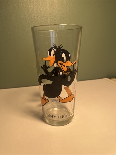 Warner Bros. Vintage 1973 DAFFY DUCK Pepsi Collector Series Drinking Glass 16 oz - Picture 1 of 3