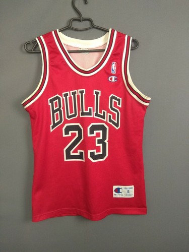Michael Jordan Chicago Bulls Jersey SMALL Basketball Shirt Champion ig93 - Picture 2 of 12