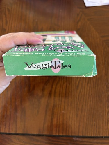 VeggieTales A Very Silly Sing-Along VHS Video Tape VCR Christian Songs Larry HTF - Picture 7 of 8