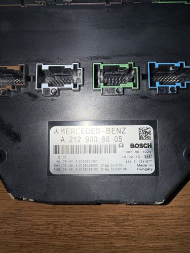 2008-2014 Mercedes W204 C250 C300 E350 SAM Module Relay Fuse Box A2129009805 OEM - Picture 4 of 10