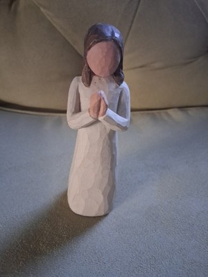 Willow Tree Praying Woman Figurine Hand Painted Resin by Susan Lordi