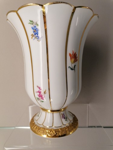 Meissen Blumenvase X- Form Goldbronze Goldrand Streublümchen Streublume 1. Wahl - Bild 2 von 6