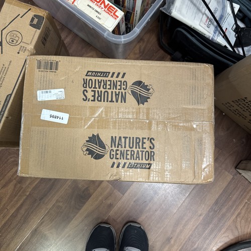 Nature's Generator Lithium 1800W Portable Power Station with extras - Picture 2 of 4
