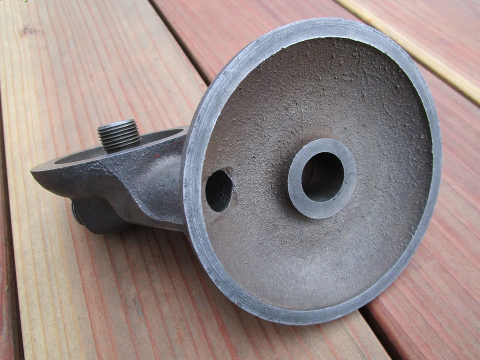 Adaptador filtro aceite Mopar Dodge Plymouth LA 273 318 340 90 grados parte # 2463661 Foto 3 de 4