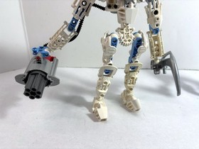 LEGO Bionicle: Toa Matoro 8915 + Berix 8975