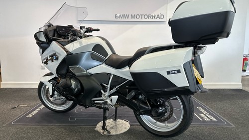 2024 BMW R1250 BMW R1250 RT LE TOURER Petrol Manual - Picture 4 of 11