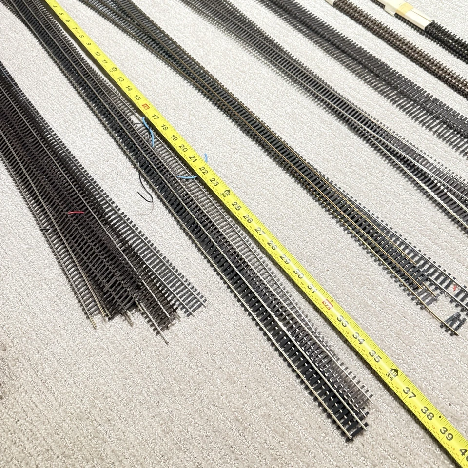 LOT of 60+ HO MIXED Atlas Peco Code 70 83 Straight 36" Track & More sizes - Image 4 of 4