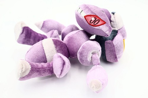 Figura de peluche de 8" 2016 Tomy Pokemon 649 Genesect **LEER** - Imagen 4 de 7