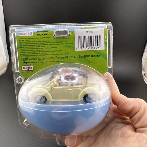 Volkswagen Beatle VW Bug - Maisto Fast Rollin' 1:64 DIE-CAST EGG ๐ฆ - Picture 3 of 7