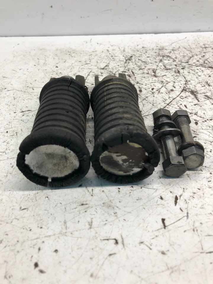 Kawasaki kz400 kz 400 Rear Foot Pegs / Passenger Pegs + Hardware - Image 2 of 2