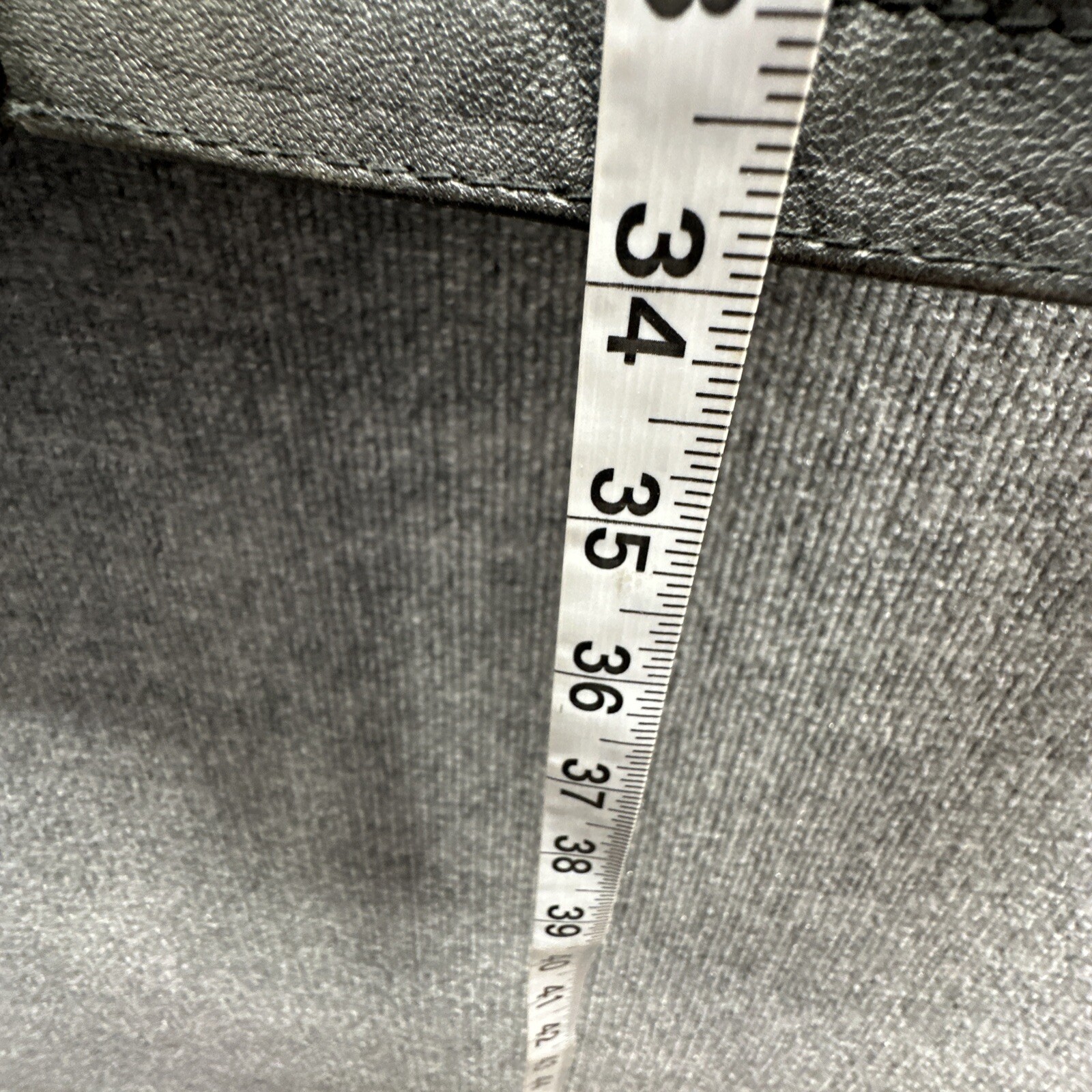 Foto 10 di 13