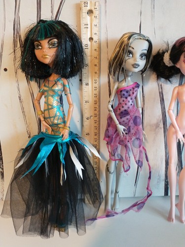 4 Monster High Dolls Mattel Cleo DeNile Clawdeen Draculaura Frankie Stein *As Is - Picture 2 of 10
