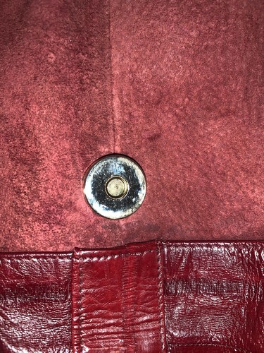 Vintage Borsa a tracolla anni 70-80 vera pelle d'anguilla colore rosso sangue di bue con bordo oro - Foto 13 di 16