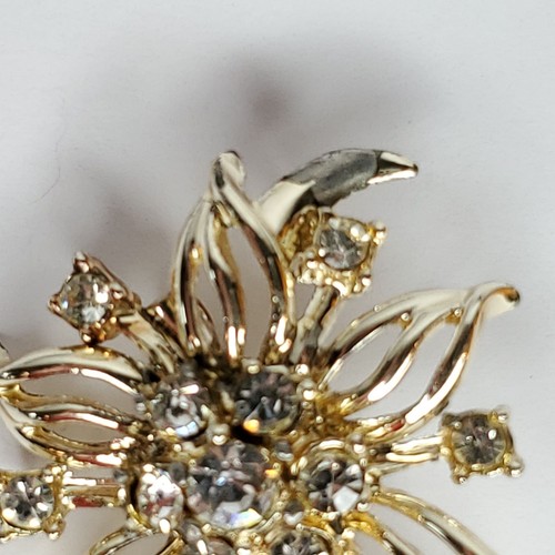 Spilla floreale aperta vintage strass trasparenti tono oro 2"H - Foto 3 di 3