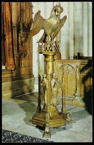 Norwich Cathedral Pelican Lectern Norfolk Postcard - Picture 1 of 2
