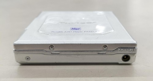Pioneer Portable MD Player PMD-P5 Silver - Picture 6 of 8