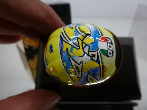 MINICHAMPS 990046 46 ROSSI AGV HELMET GP 250 1999 - 1:8 - GOOD IN BOX - 209 - Picture 6 of 7