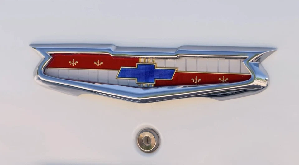 NUEVO 11.0" capó y maletero emblema inserto / para Chevy 150 210 Nomad Bel Air 1955-1958 Foto 2 de 4