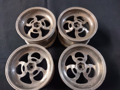 T-MAXX E-MAXX UE SUPERMAXX SILVER ALUMINUM RIMS WHEELS HCR BIOHAZARD GA - Picture 7 of 14