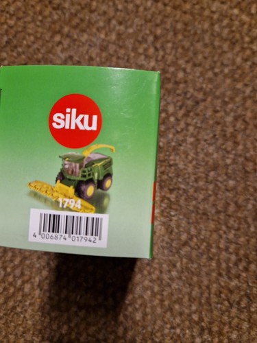 Siku 1794 John Deere 8500i Combine Harvester 1:87 scale combines machinery NEW - Picture 8 of 9