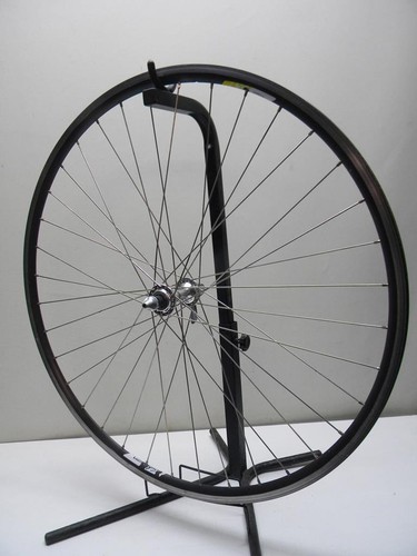 Vintage Campagnolo Omega Tubular Front Wheel Shimano 600 Hub (W22) - Picture 2 of 9